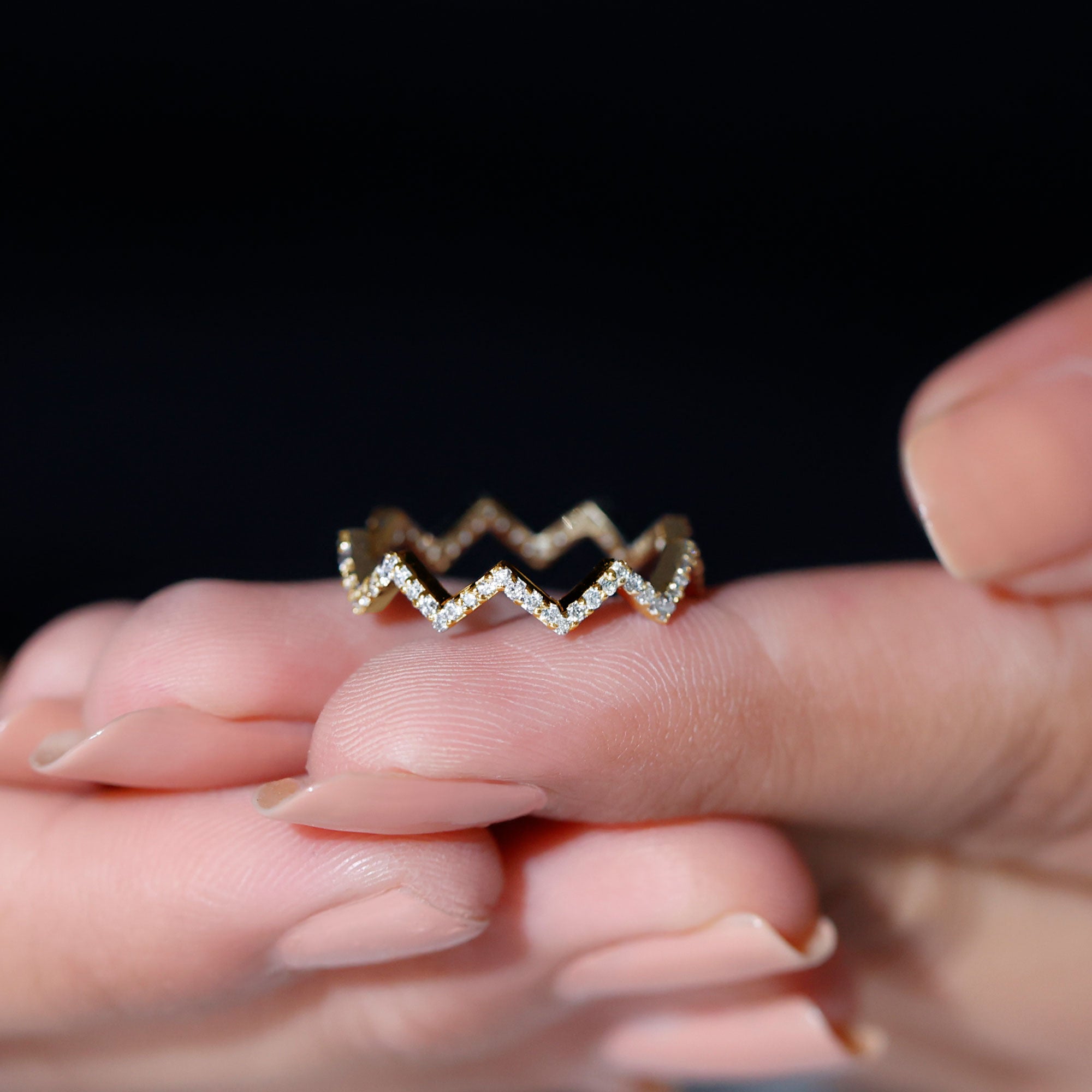 Minimal Natural Diamond Zig Zag Eternity Ring in Gold Diamond - ( HI-SI ) - Color and Clarity - Rosec Jewels