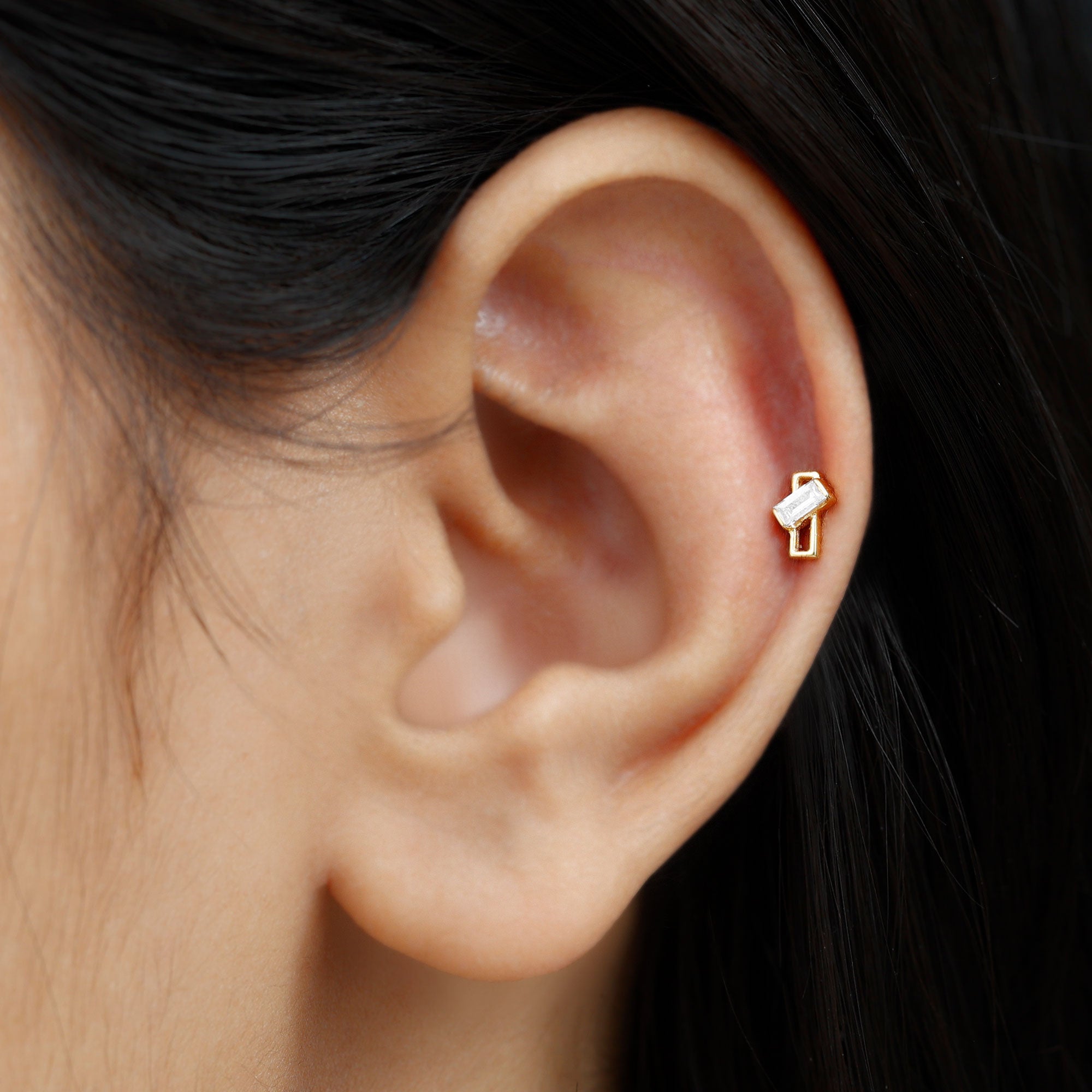 Baguette Diamond Minimal Tragus Earring in Bar Setting Diamond - ( HI-SI ) - Color and Clarity - Rosec Jewels