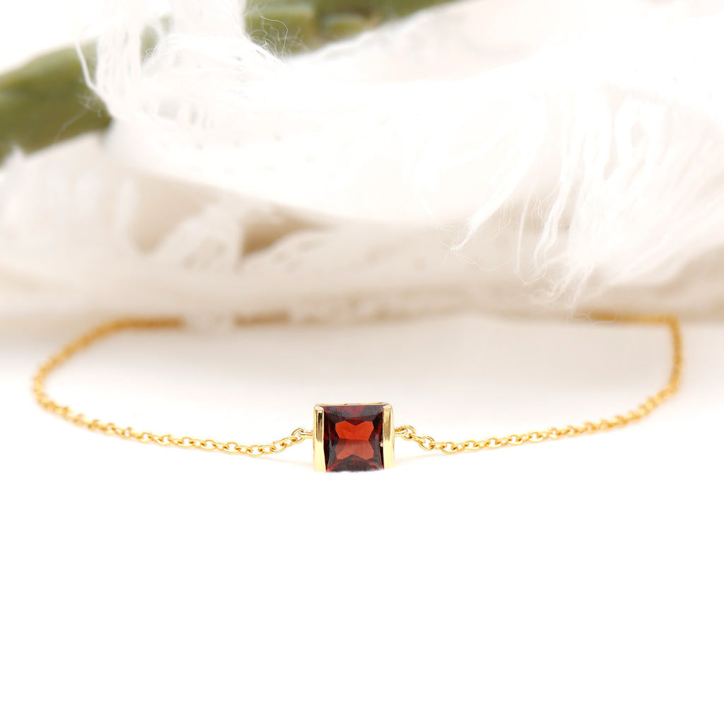 5 MM Princess Cut Garnet Solitaire Chain Bracelet Garnet - ( AAA ) - Quality - Rosec Jewels